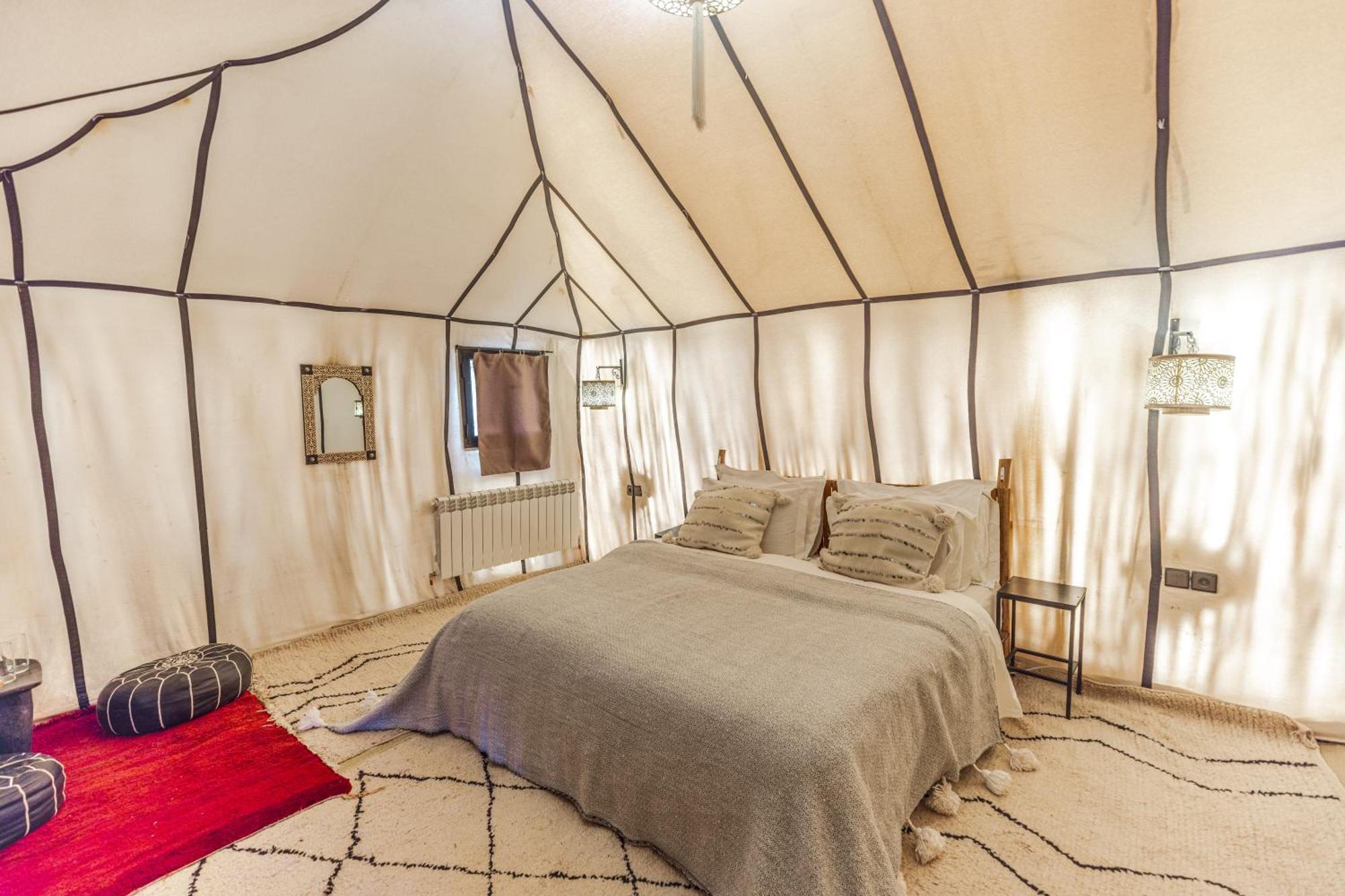 Tiziri Camp Hotel Merzouga Bagian luar foto